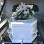 Fiori per i funerali: quali usare per comunicare cordoglio e vicinanza